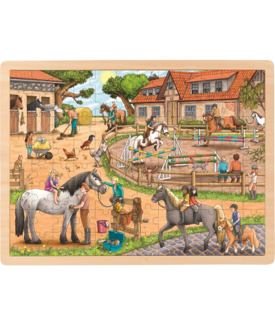 GOKI Dřevěné puzzle Jezdecká stáj 96 dílků